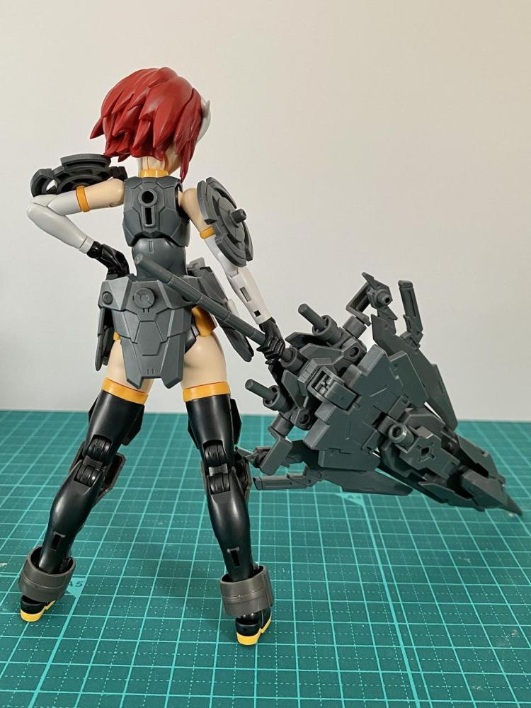 背面