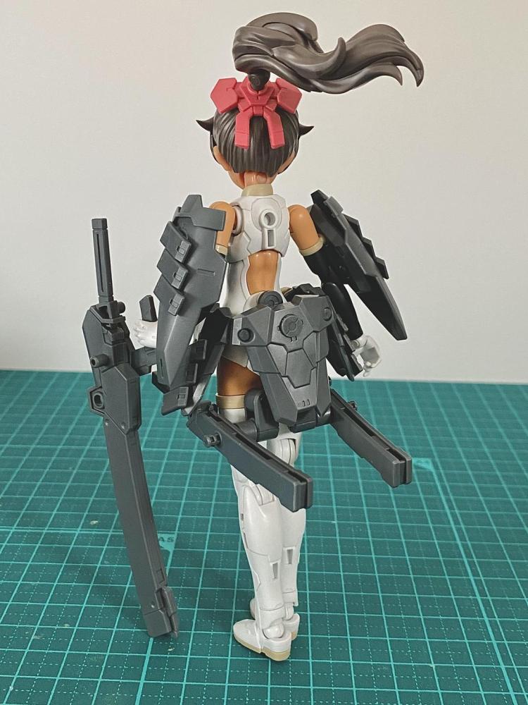 背面