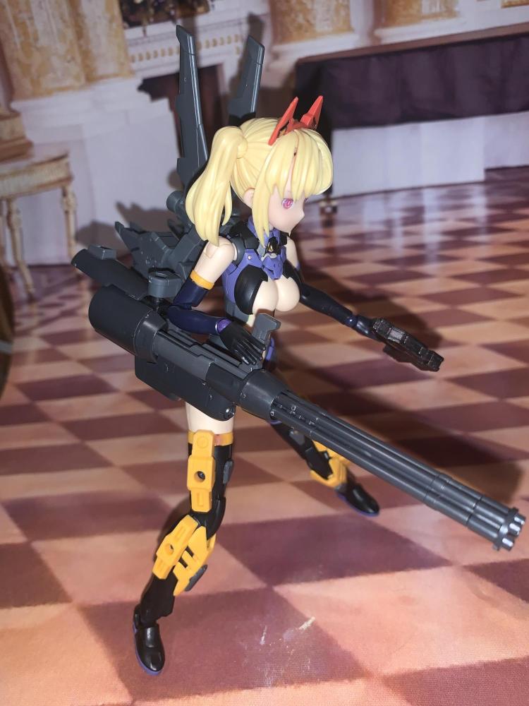 アルカ＝ガトリングストライカー