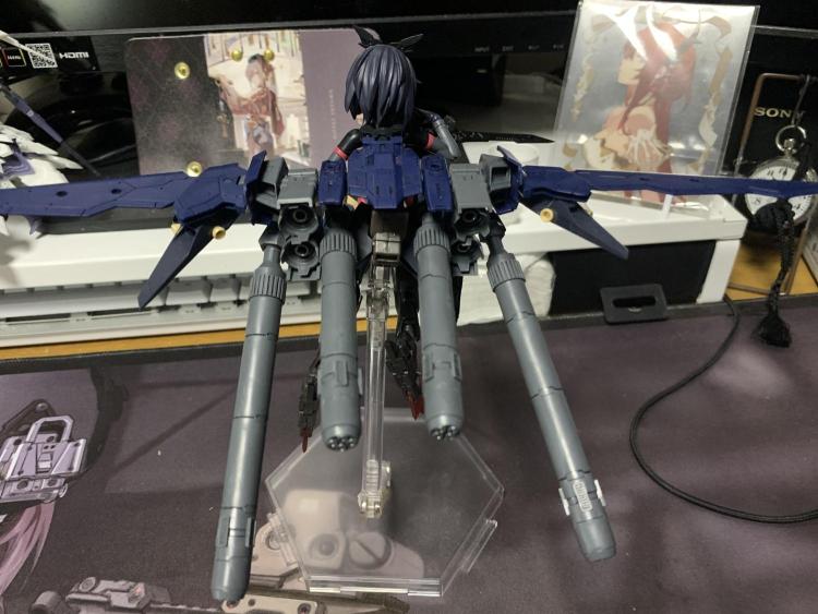 背面