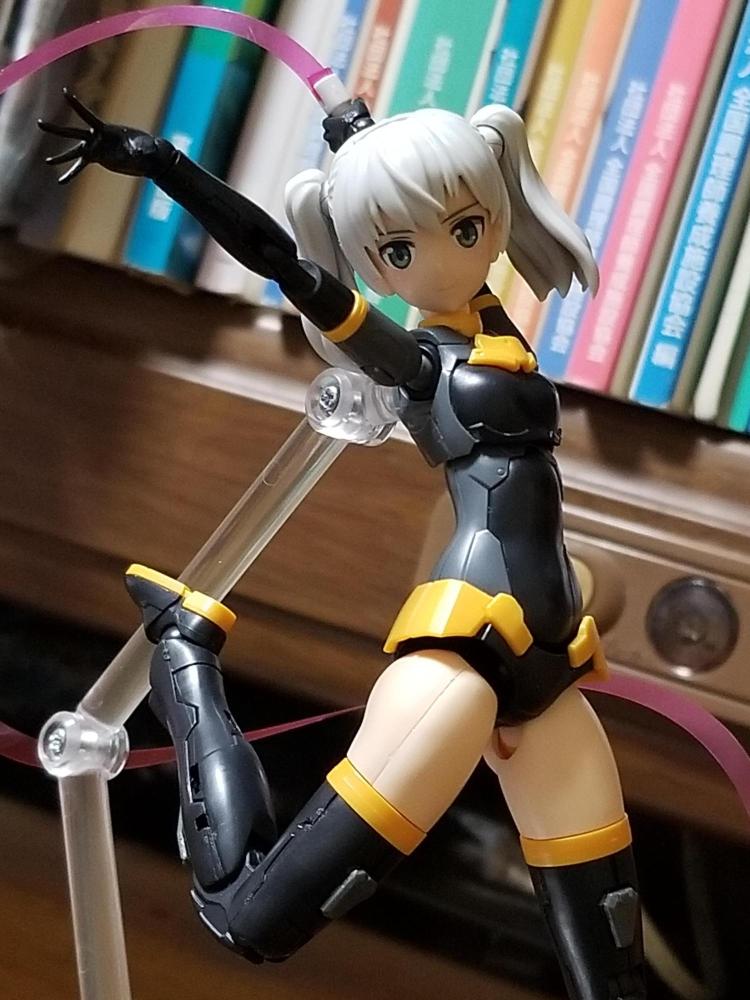 新体操ホワイトツインテちゃん
