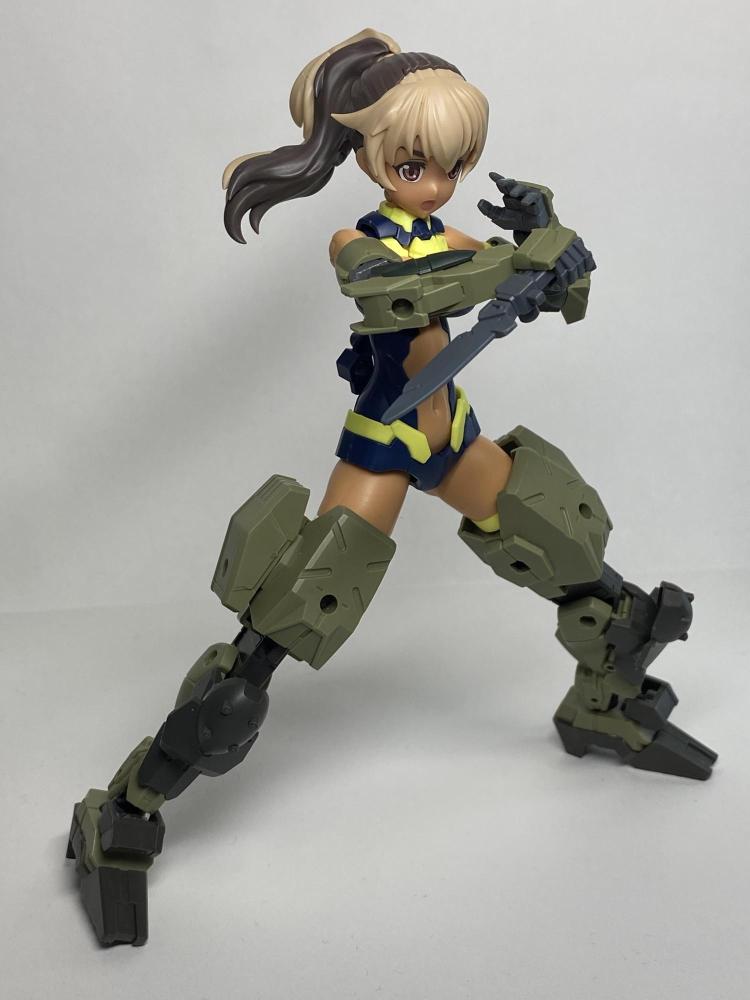 鋼鉄・鉄拳・粉砕