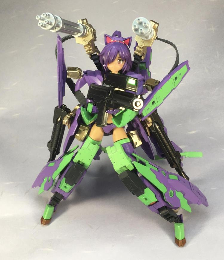 両肩ガトリング仕様