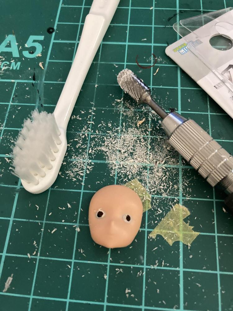 歯ブラシは必須アイテム