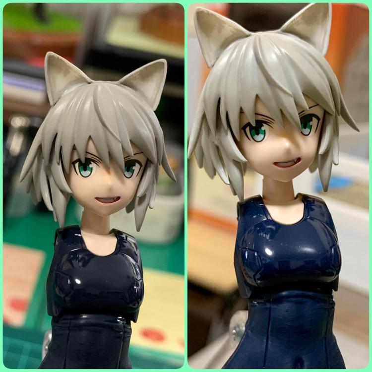 頑張って八重歯入れてみました…