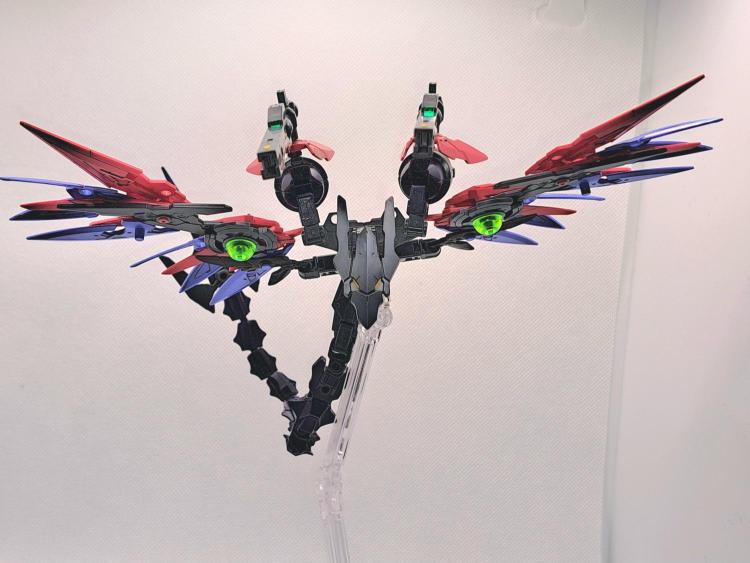 バックパックは支援メカになる