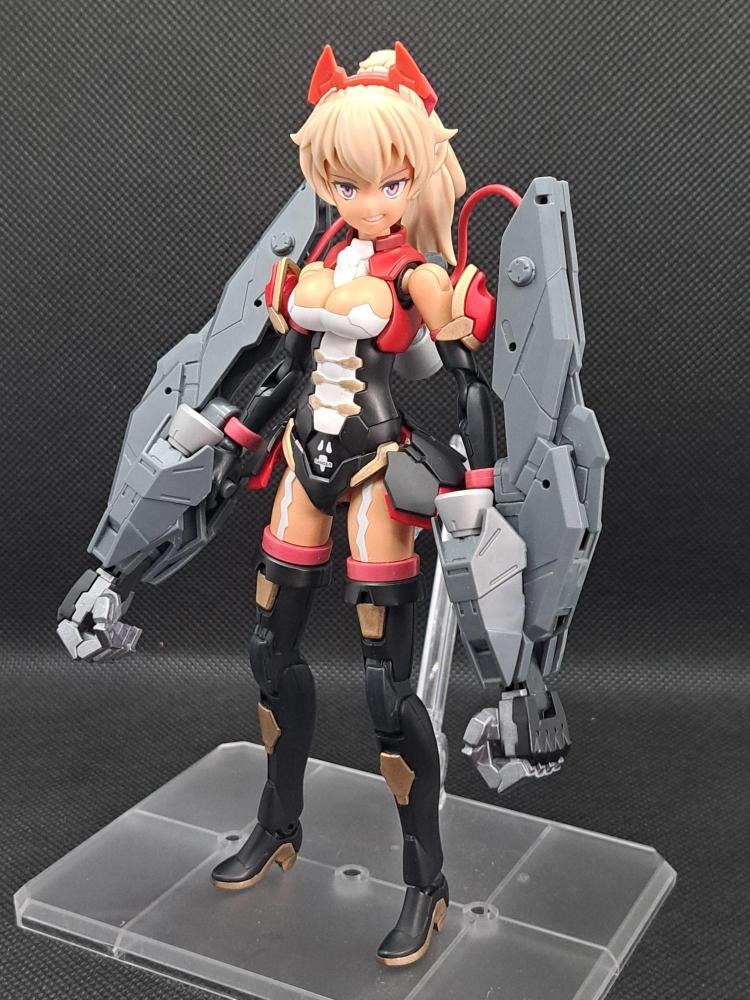 武装形態(アームドモード)　前