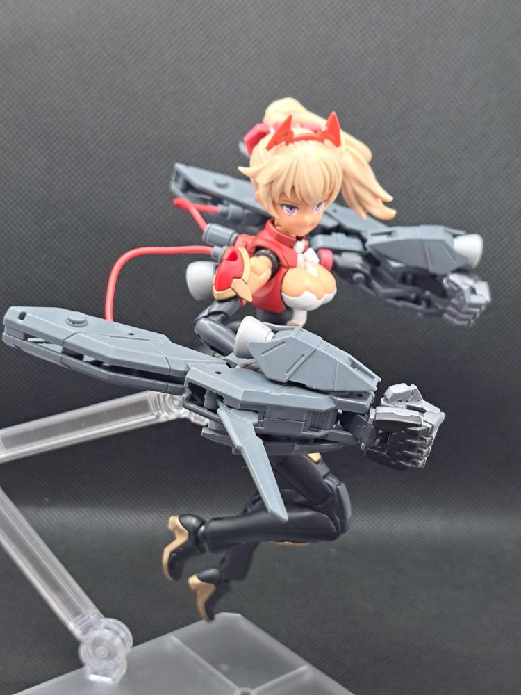 武装のブレード