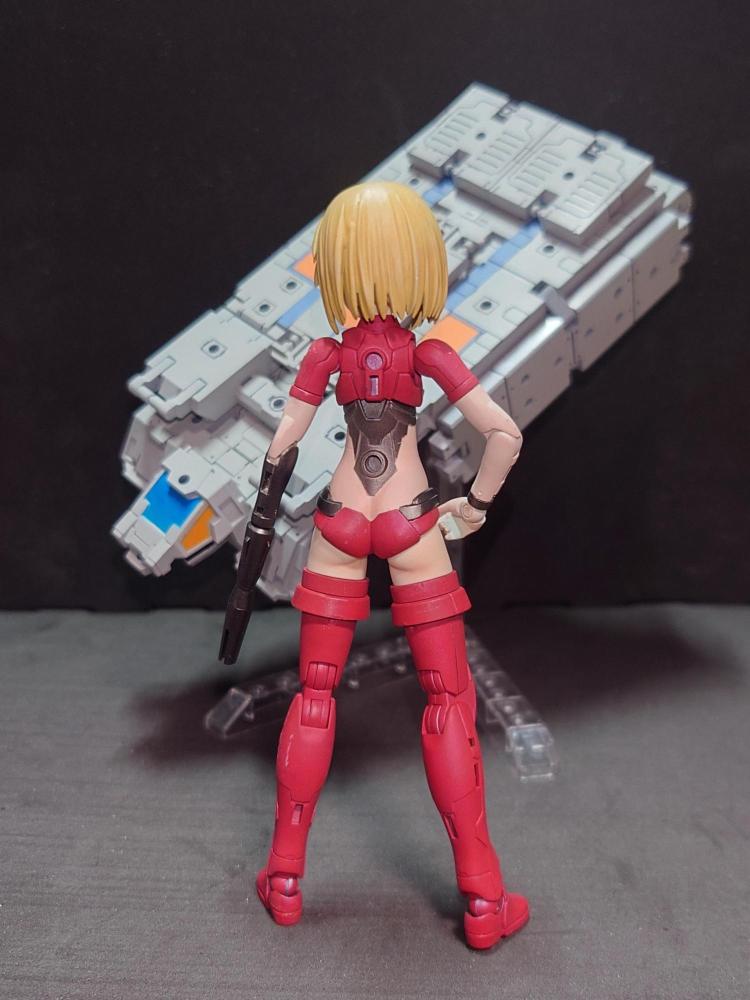 背中に纏いつく翳りは男という名の物語