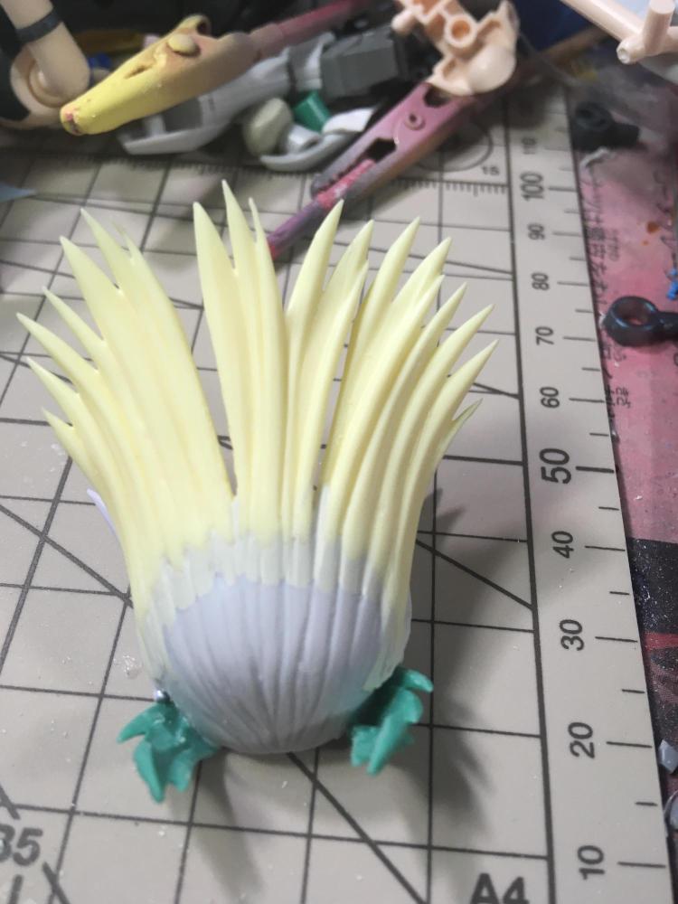 パテ埋めと削り出ししてスジ彫