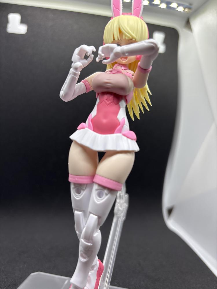 なんとまぁ凶悪なボディに...