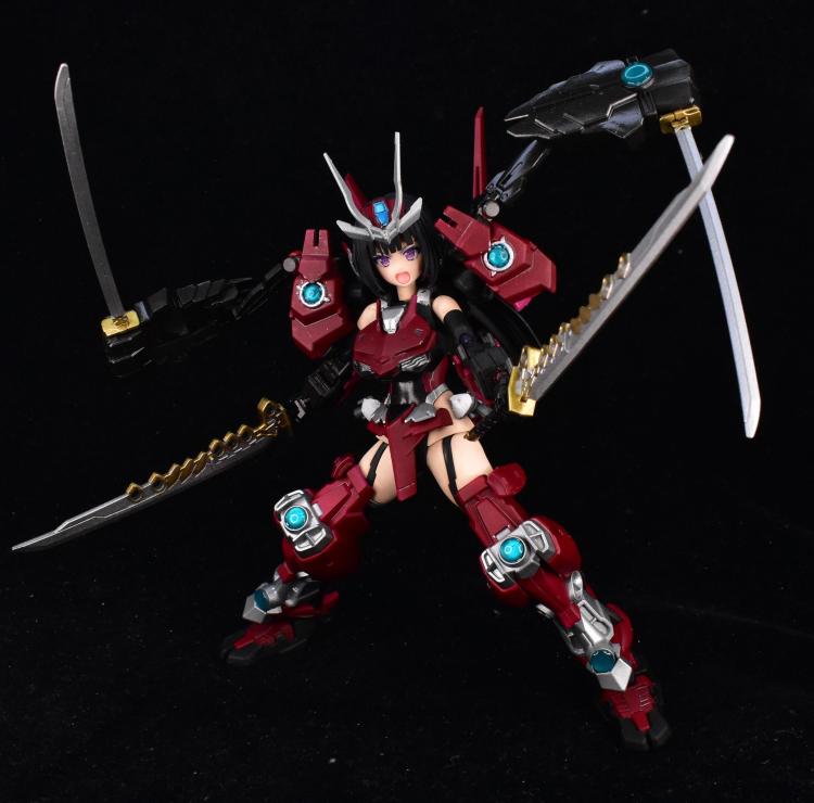 アーム展開とポージング