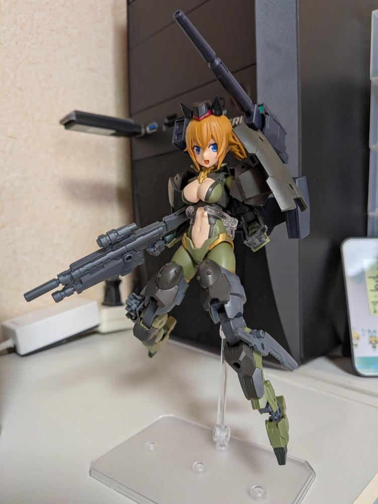 こまんどふみな(サージェントウェア)