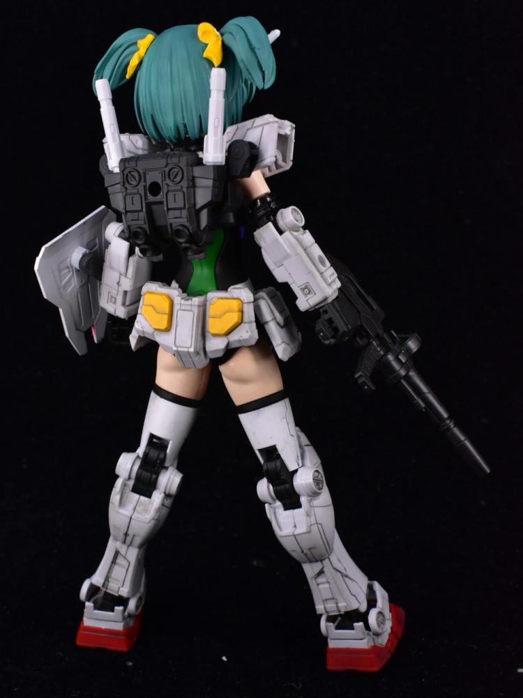 背面