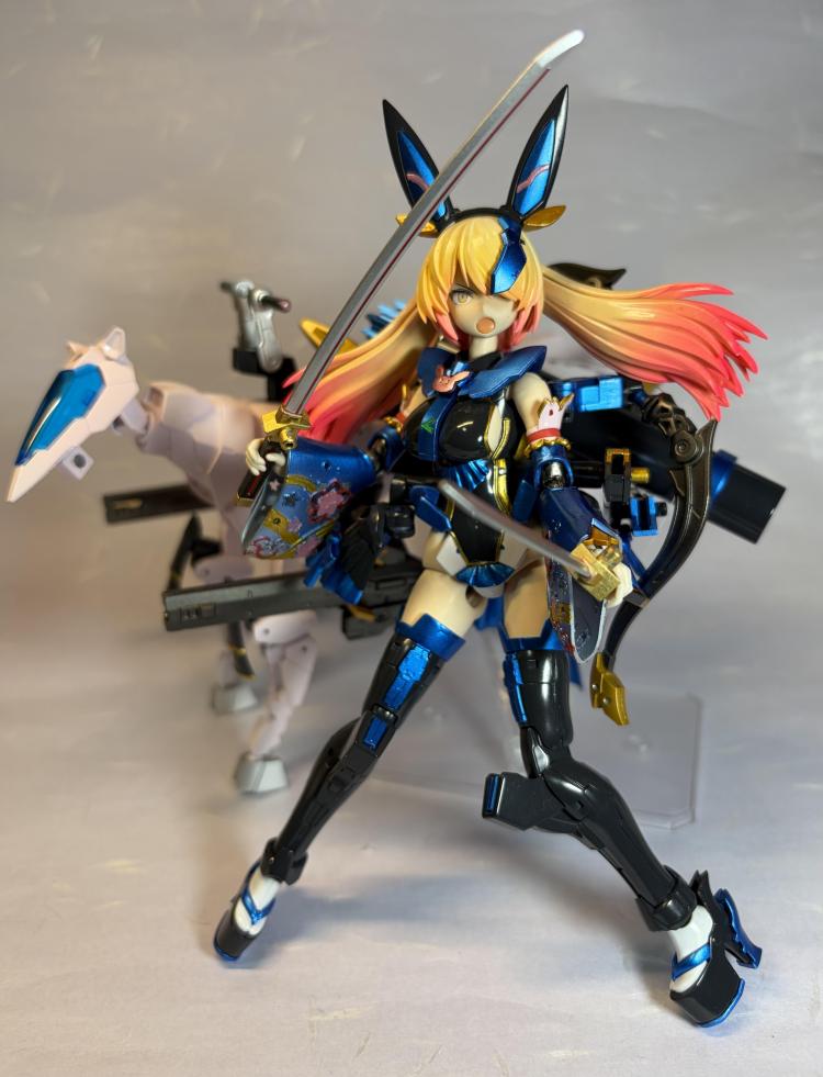 戦国バニーガールシスターズ　蒼月部里亜