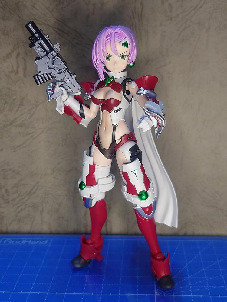 ・・・ギャレンだ！